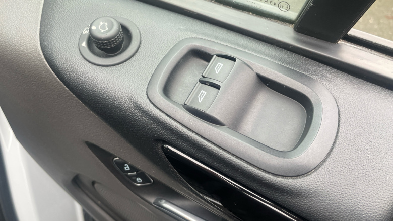 Ford Transit Custom 290 L2 Diesel Fwd 2.0 EcoBlue 185ps Low Roof Sport Van